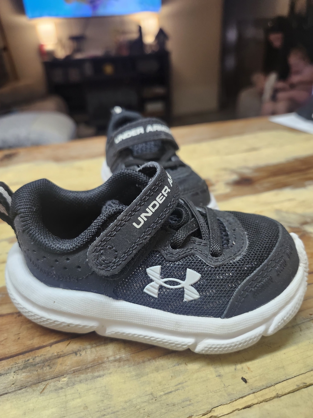 Under Armour Kids Black and White Hook-and-Loop Sneakers